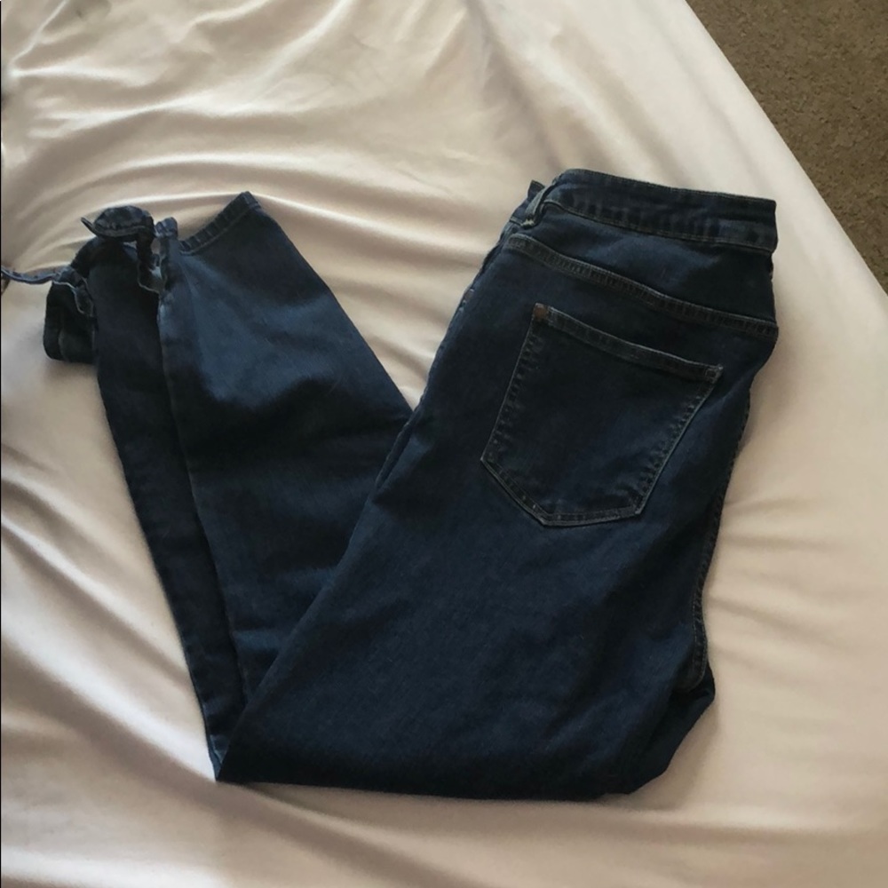 Dark wash jeggings